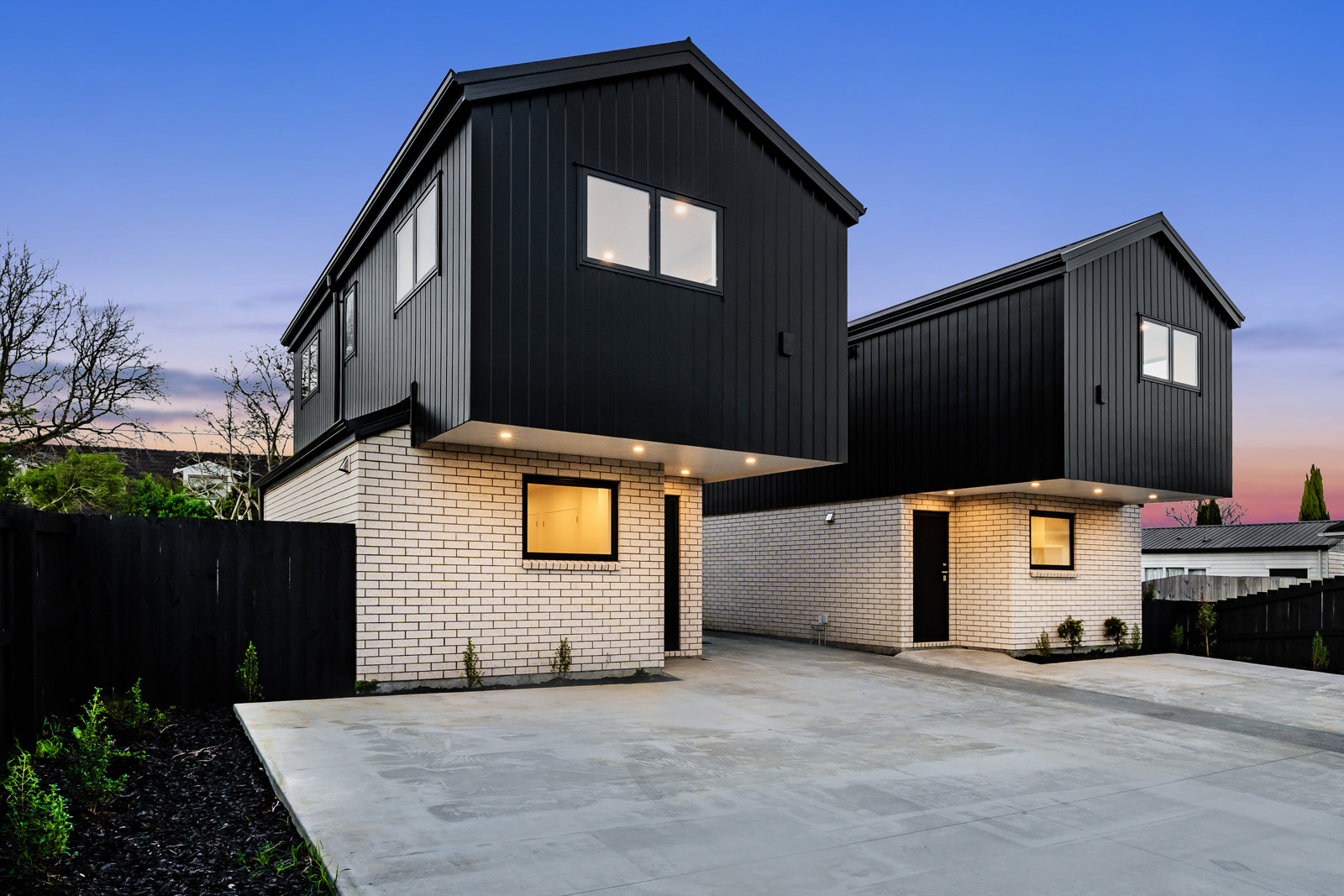 Right Terrace House Builder